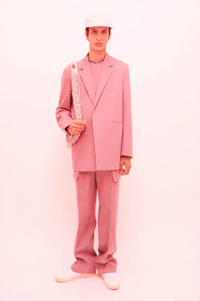 Look 3